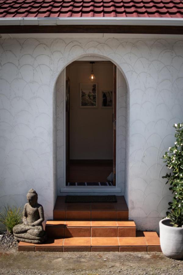 The Coastal Casa ~ Close To The Beach And Town Маунт-Маунгани Экстерьер фото